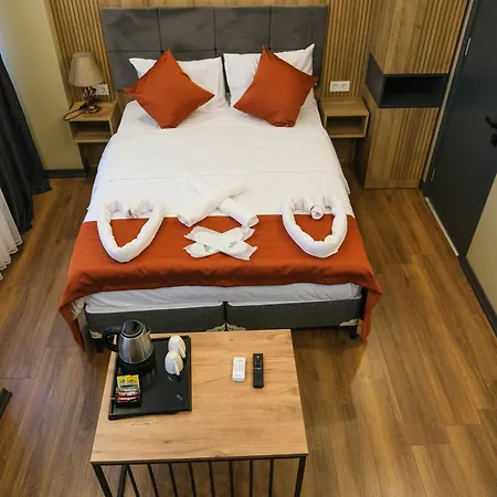 La Vitrine Aparthotel