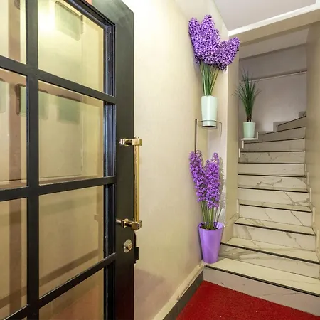 La Vitrine Apartmanhotel 4*