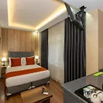 La Vitrine Aparthotel