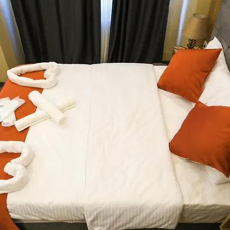 La Vitrine アパートホテル